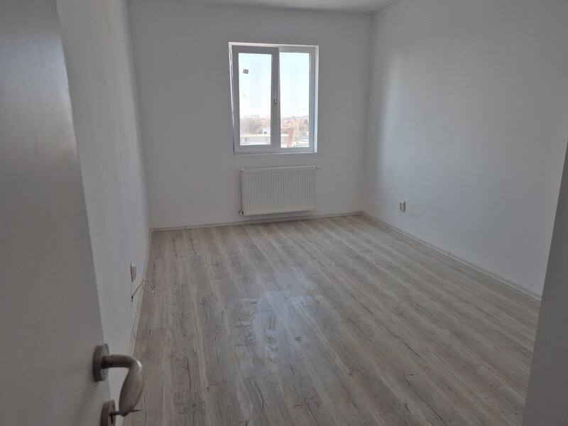 Militari, zona Lidl Uverturii, str. Stupca 25-35, geam tripan Veka, CT